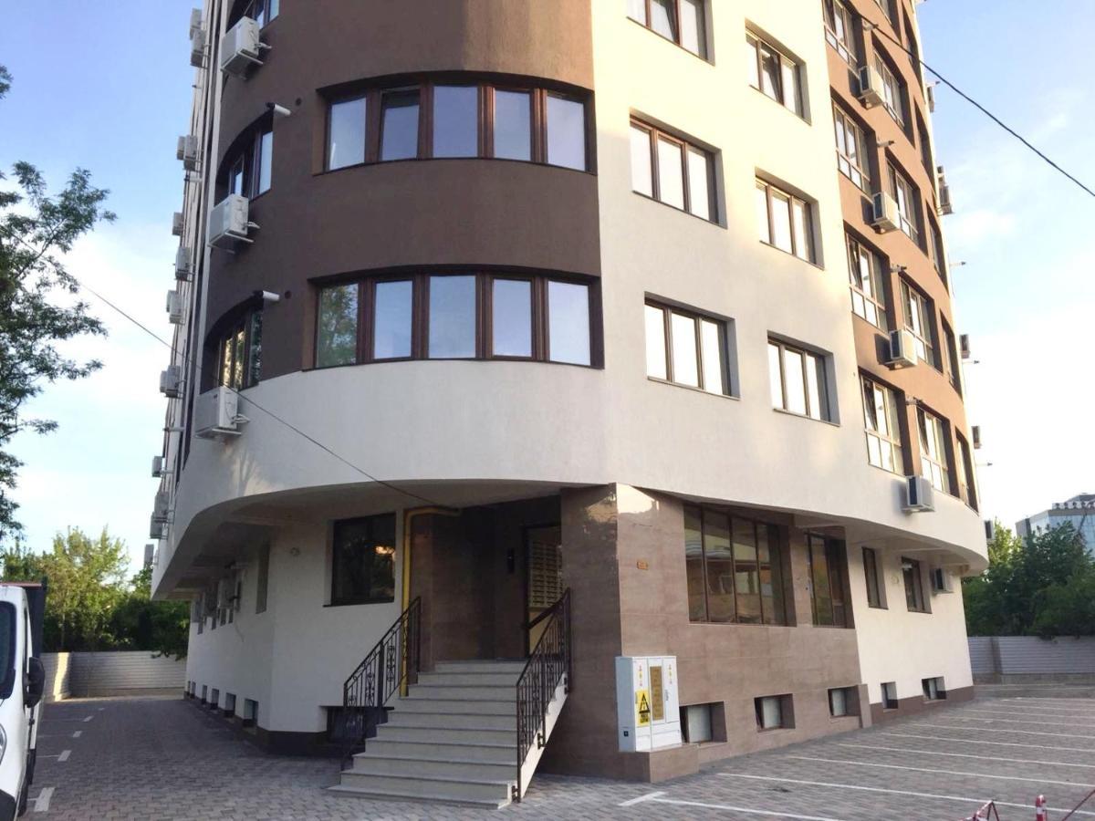 Elyse Comfortable Apartment Close To Palas Mall Iasi Luaran gambar
